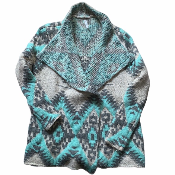 Pink Lily Sweaters - Aztec Chunky Cardigan Large